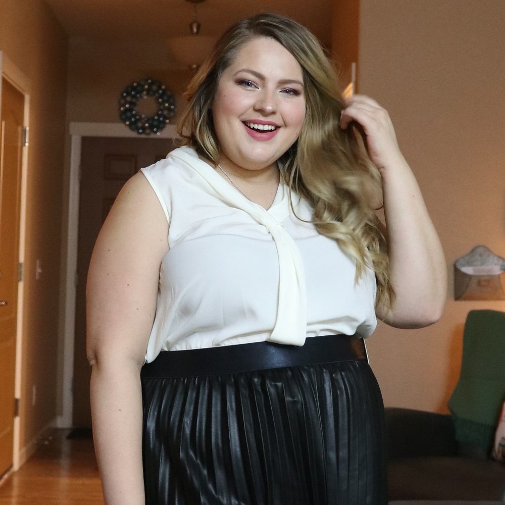 (3/$25) *BNWT* Antonella Tie Neck Top